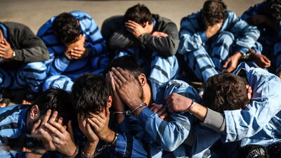 دستگیری ۶۴ خرده‌فروش مواد مخدر در بهارستان