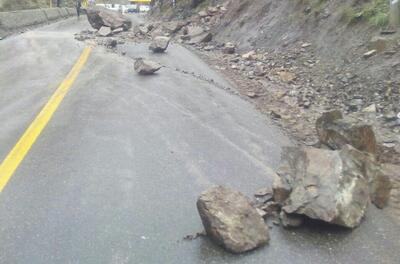 هشدار: خطر سقوط سنگ در این جاده‌ها