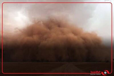 طوفان گرد و غبار بزرگ در آدم عمان