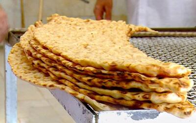 نان‌های گران اجباری در تهران!/ شکایات مردم از تخلف نانوایی‌ها روز به روز بیشتر می‌شود | اقتصاد24