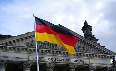 اظهارات سخنگوی دولت آلمان درباره برگزاری انتخابات زودهنگام