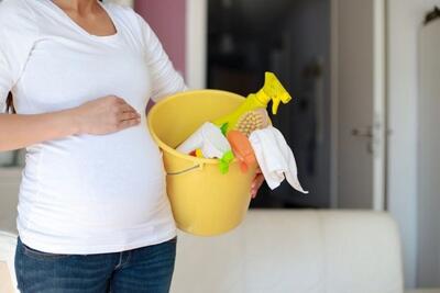 نکات مهم کار با مواد شوینده در بارداری