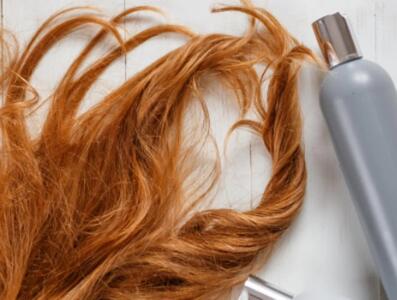گلوسینگ مو : راهی برای رفع زردی مو بعد از رنگ کردن