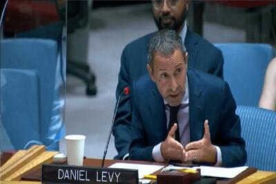 مذاکره‌کننده ارشد اسرائیل: به جنگ در غزه ادامه می‌دهیم حتی اگر ...