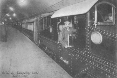 (عکس) ۱۶۴ سال قبل؛ آزمایش نخستین مترو لندن