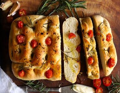 طرز تهیه نان فوکاچیا، یک نان خوشمزه ایتالیایی!