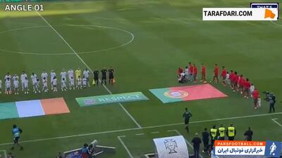 برخورد گرم و تاثیرگذار کریستیانو رونالدو با کودک معلول در جریان مراسم آغازین دیدار دوستانه پرتغال و جمهوری ایرلند / فیلم - پارس فوتبال | خبرگزاری فوتبال ایران | ParsFootball