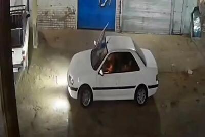 پرت کردن یک خانم به بیرون ماشین حین سرقت در دزفول+ فیلم