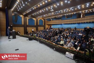 اجلاس مجمع روسای کمیسیون های شهر سازی و معماری شوراهای شهر