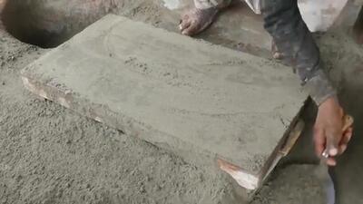 (ویدئو) فرآیند تولید سنگفرش های بتنی پیاده رو به سبک پاکستانی ها