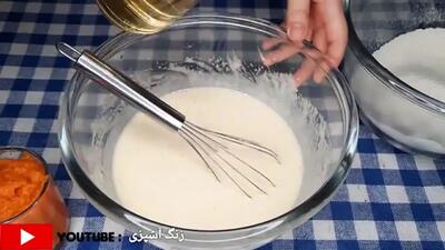 (ویدئو) نحوه درست کردن کیک کدو حلوایی با طعمی فوق العاده در خانه