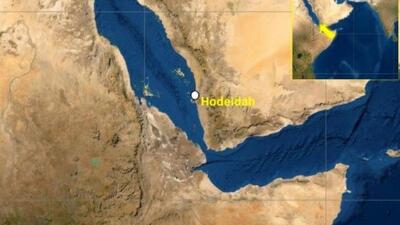 اصابت موشک یمن به کشتی «تیوتِر» ؛ واکنش آمریکا | اقدام سنتکام برای حفظ آبروی ریخته‌شده