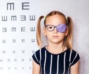 این علائم یعنی بینایی فرزندتان مشکل دارد