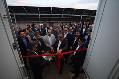 افتتاح نیروگاه خورشیدی نرماشیر با حمایت مالی بانک سامان