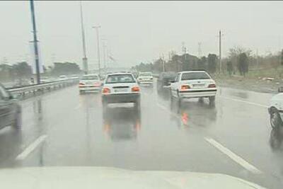 بارش شدید باران در محور ساوه - همدان + ویدئو