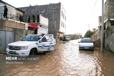 بارندگی و جاری شدن روان آب در رودبارک کلاردشت