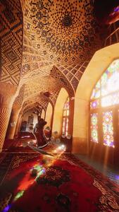 ویدئویی جالب از نصیرالملک شیراز را ببینید + فیلم