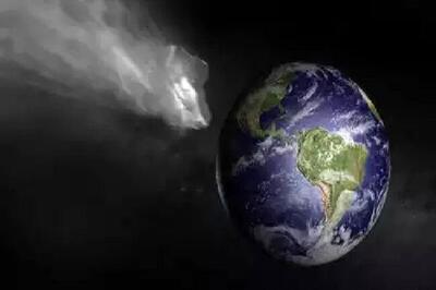 ناسا هشدار داد: سنگ آسمانی هم‌اندازه هواپیما با سرعت ۸ کیلومتر بر ثانیه به زمین نزدیک می‌شود (+عکس)