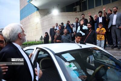 (تصاویر) سعید جلیلی با تیبا در همایش انتخاباتی