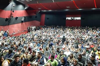 فصل داغ سینمای ایران/ هر ۳ونیم روز یک فیلم سینمایی
