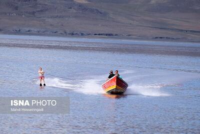 (تصاویر) دریاچه ارومیه این روز‌ها حال خوبی را تجربه می‌کند