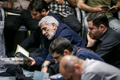 حضور سردار قاآنی در مراسم دعای عرفه دانشگاه تهران +عکس