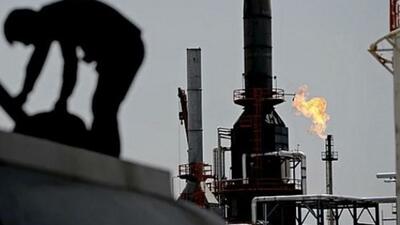 چهار قرارداد نفتی به ارزش ۲ میلیارد دلار امضا شد
