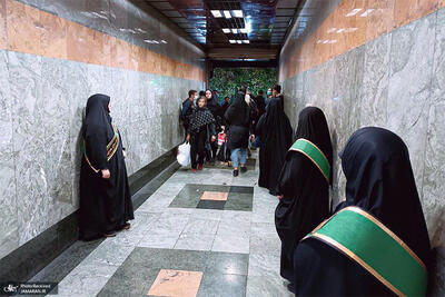 در مترو تهران حجاب‌بان نداریم! + فیلم