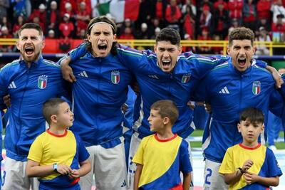مثل ایتالیا سرود بخوان! (عکس)