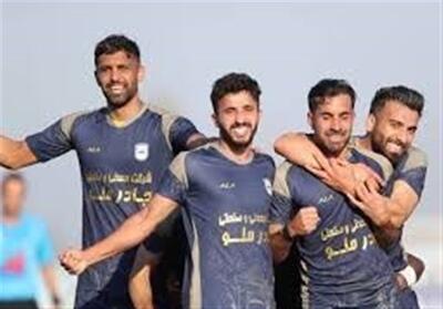 لزوم توجه مسئولان به تکمیل زیرساخت‌های فوتبال یزد- فیلم فیلم استان تسنیم | Tasnim