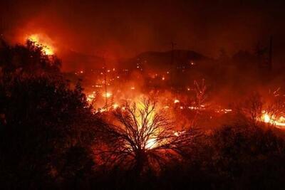 آتش سوزی مهیب در کالیفرنیا و تخلیه یک هزار نفر