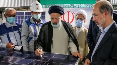 افتتاح دومین کارخانه تولید پنل های خورشیدی در کشور با حضور وزیر نیرو