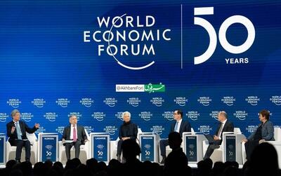 شباهت صندلی‌های مناظره به صندلی مجمع اقتصاد جهانی