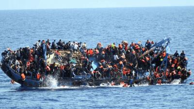 ۱۱ کشته و ده‌ها مفقود درپی واژگونی قایق حامل پناهجویان در دریای مدیترانه