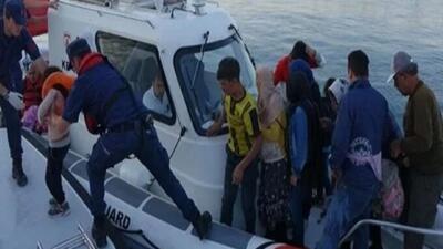 غرق‌شدن دو قایق حامل پناهجویان در ایتالیا