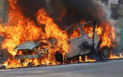 آتش سوزی خودروی سوخت‌بر در رودان (فیلم)
