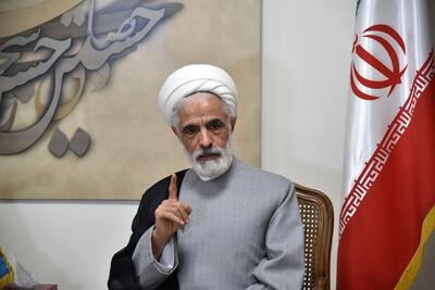 صداوسیما باید به دولت روحانی حق دفاع بدهد/ قالیباف طوری صحبت می‌کند که گویی هیج نقشی در وضع موجود ندارد