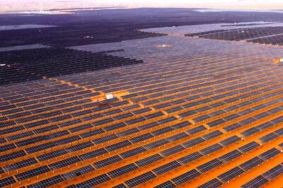(ویدئو) بزرگترین مزرعه خورشیدی جهان