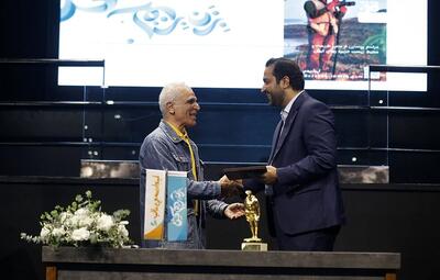 کاظم بایرام برنده جایزه اول فستیوال های جهانی، سفیر طبیعت و محیط زیست کیش شد