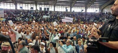 ویدئوی پربازدید از شعار انتخاباتیِ مردم اصفهان در کنار پزشکیان