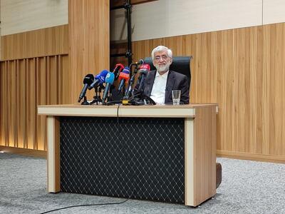 عکس پُرحاشیه از سخنرانی امروزِ جلیلی در دانشگاه تهران