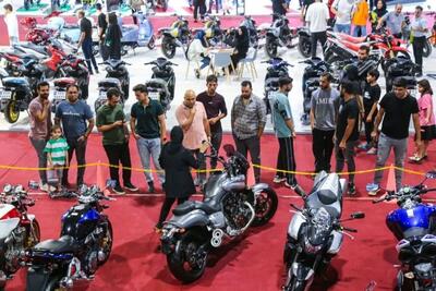 نمایشگاه تخصصی دوچرخه و موتورسیکلت در یزد افتتاح شد
