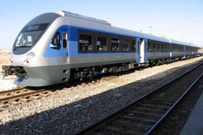 حبس مسافران مشهد در قطار به علت نقص فنی