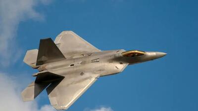 کاخ سفید فروش ۵۰ فروند هواپیمای اف-۱۵ به اسرائیل را به تعویق انداخت