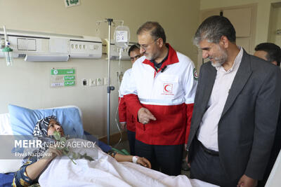 بازدید دبیرکل جمعیت هلال احمر از بیمارستان‌ کاشمر