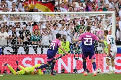 صعود آلمان به جمع ۱۶ تیم با پیروزی برابر مجارستان