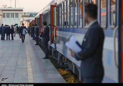 رفع نقص فنی قطار همدان ـ مشهد پس از 6 ساعت - تسنیم