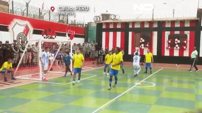(ویدئو) مسابقات فوتبال زندانیان