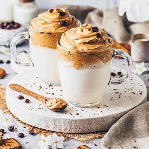 قهوه دالگونای لوتوس، یک نوشیدنی خوشمزه برای عاشقان قهوه