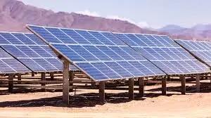 ۴۸ پنل خورشیدی بین عشایر شهرستان خانمیرزا توزیع می شود